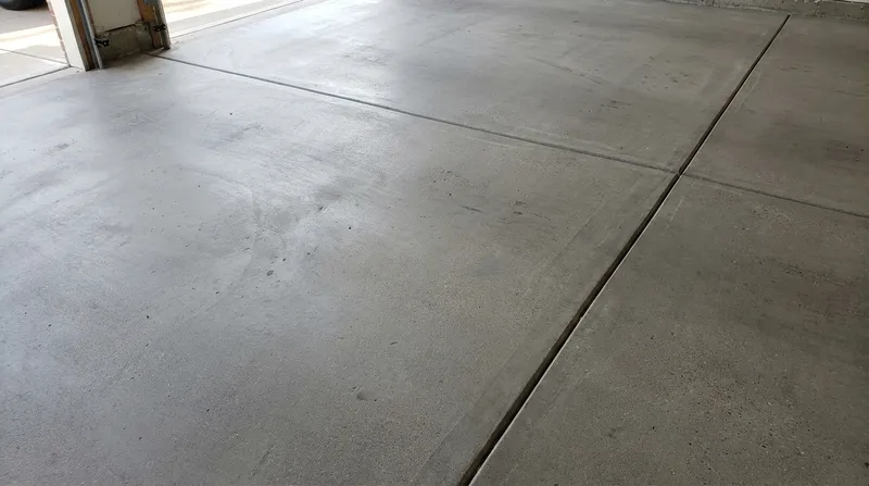 Concrete garage floor finishing in Erie, PA